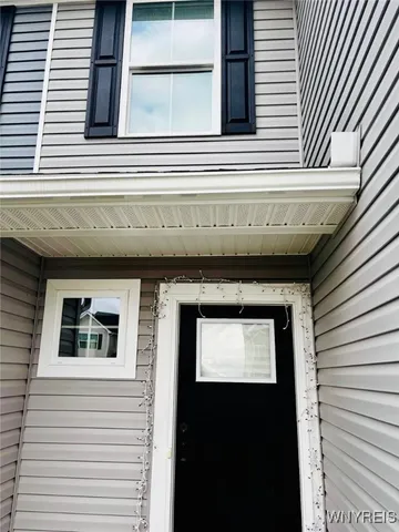 $2,580 | 107 Grant Boulevard, West Seneca, NY 14218