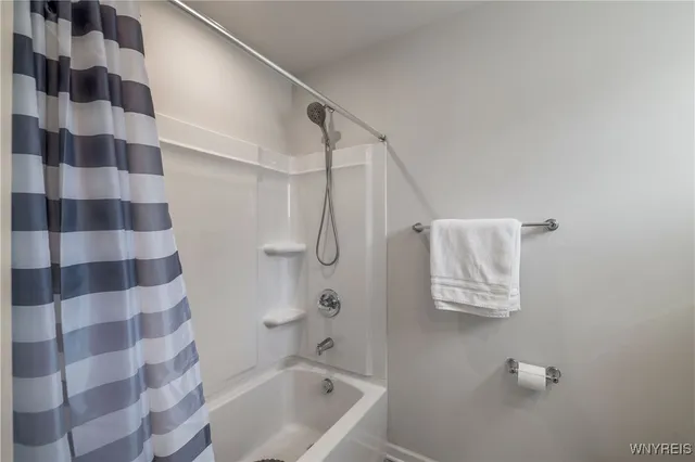 $2,580 | 107 Grant Boulevard, West Seneca, NY 14218