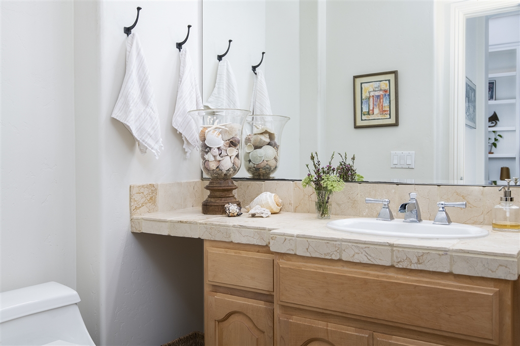 3598 Corte Luisa Carlsbad, CA 92009 - Photo 14 of 25