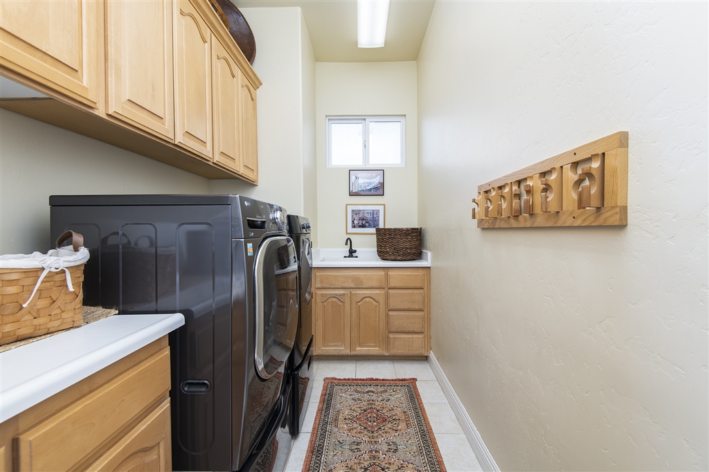 3598 Corte Luisa Carlsbad, CA 92009 - Photo 16 of 25