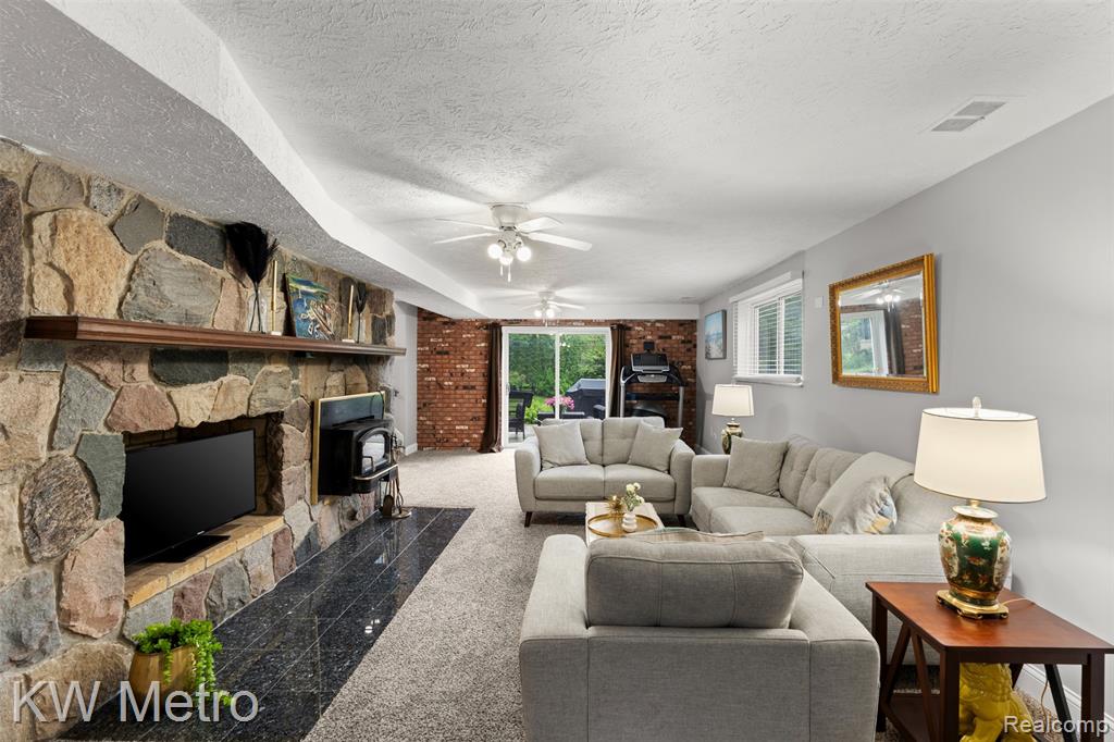 207 Old Perch Road Rochester Hills, MI 48309 - Photo 16 of 27