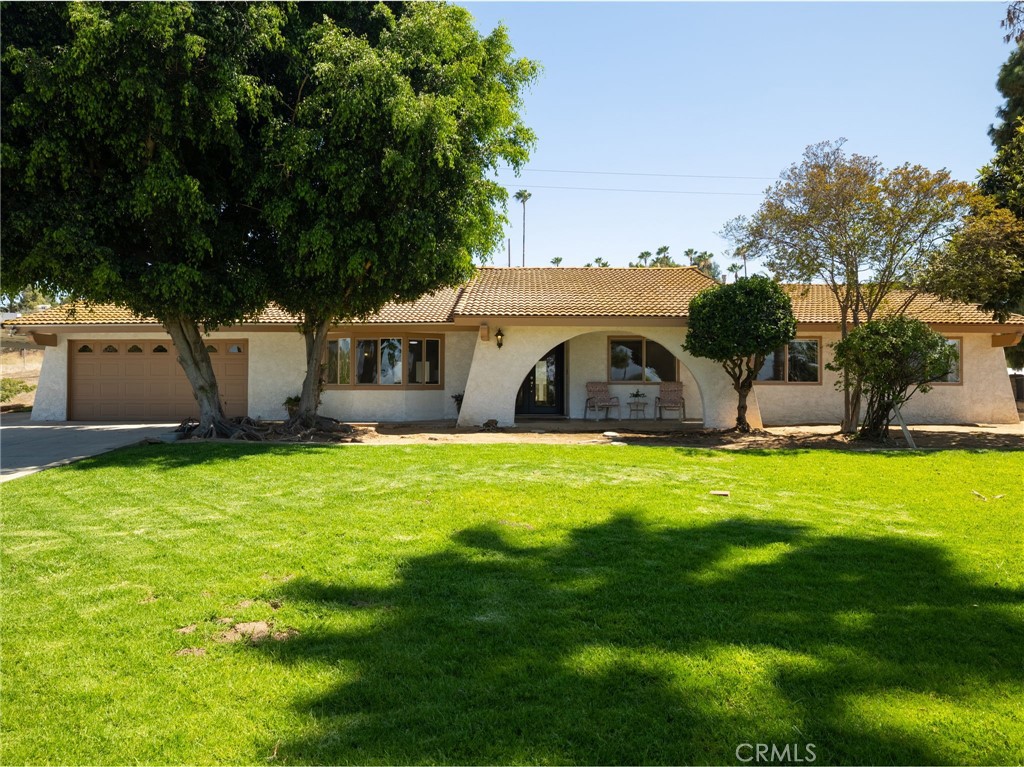 15510 Surrey Court Riverside, CA 92506 - Photo 1 of 61 Main House
