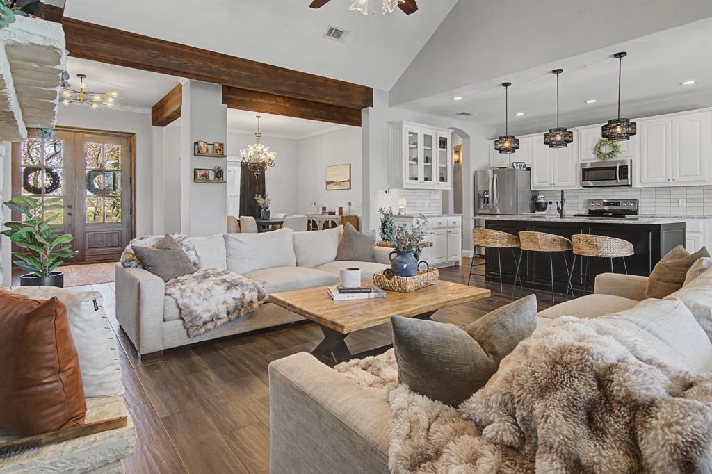 3230 Knob Road Springtown, TX 76082 - Photo 11 of 40