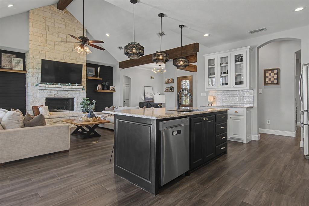 3230 Knob Road Springtown, TX 76082 - Photo 15 of 40