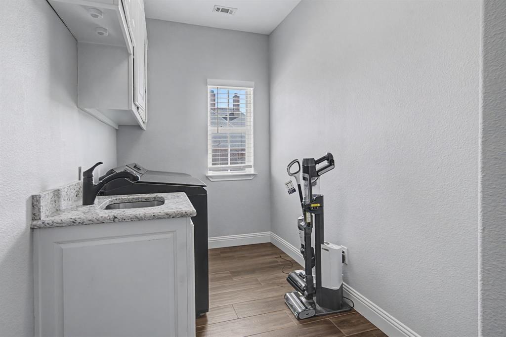 3230 Knob Road Springtown, TX 76082 - Photo 19 of 40