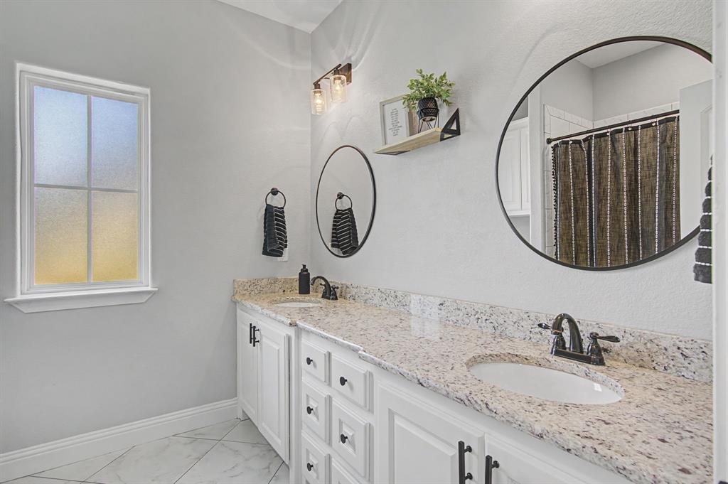 3230 Knob Road Springtown, TX 76082 - Photo 27 of 40