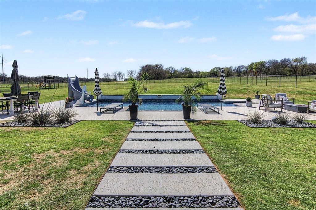 3230 Knob Road Springtown, TX 76082 - Photo 30 of 40