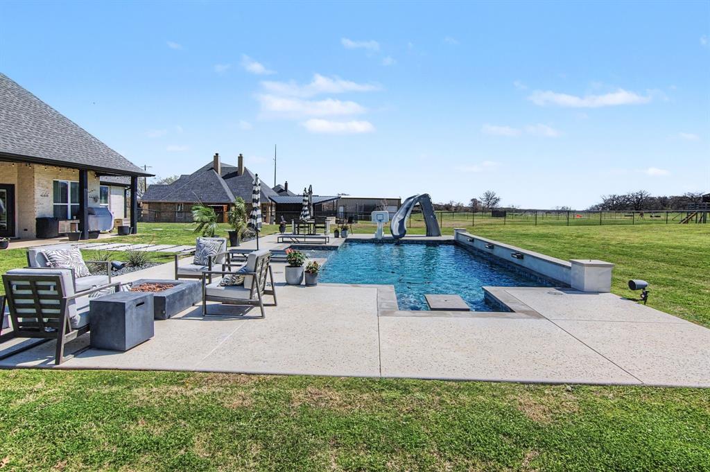 3230 Knob Road Springtown, TX 76082 - Photo 35 of 40