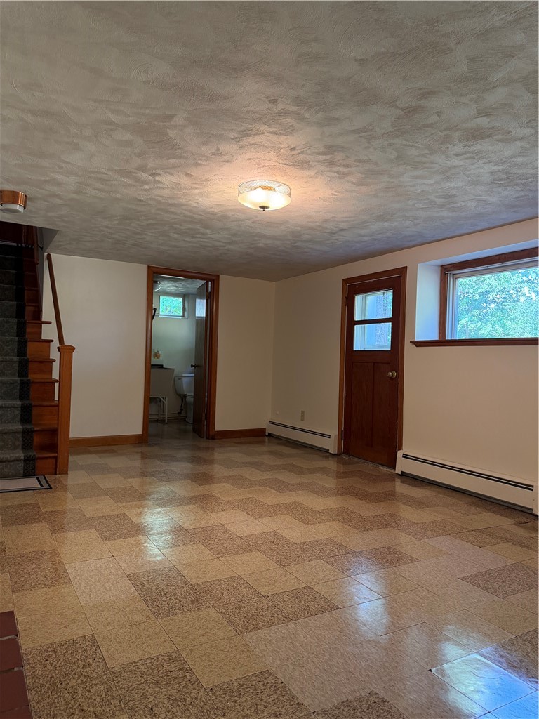 101 Iroquois Road Cumberland, RI 02864 - Photo 26 of 33