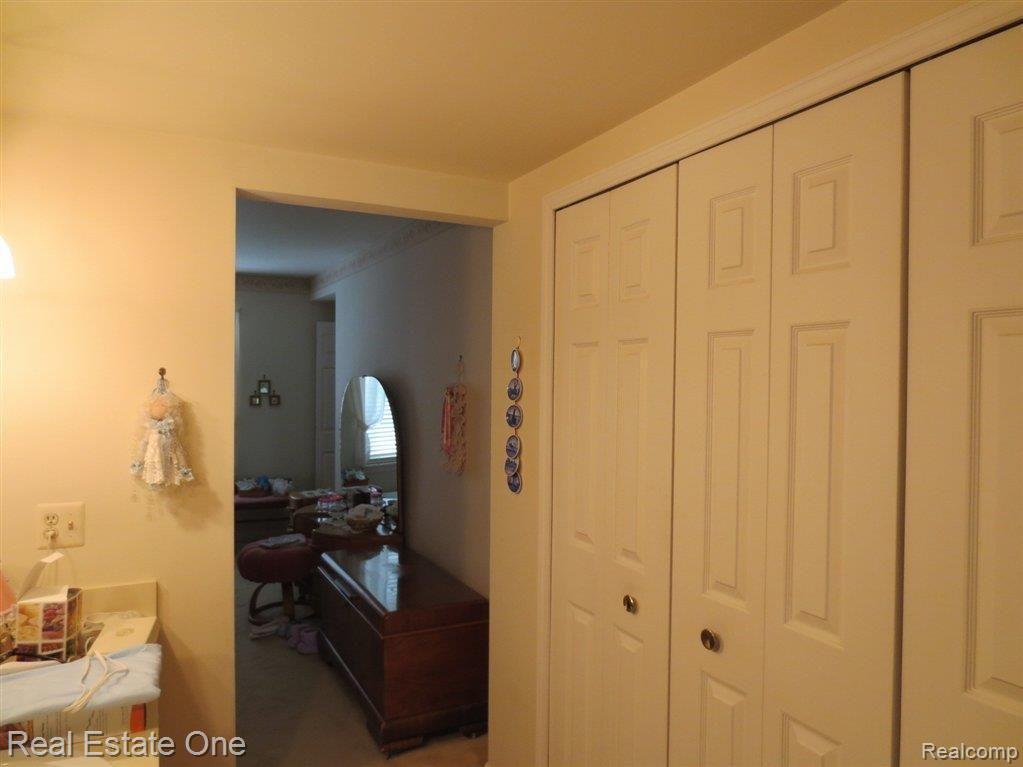 1675 Huntington Park, Unit 5 Rochester, MI 48309 - Photo 14 of 14 IMG_0753.JPG