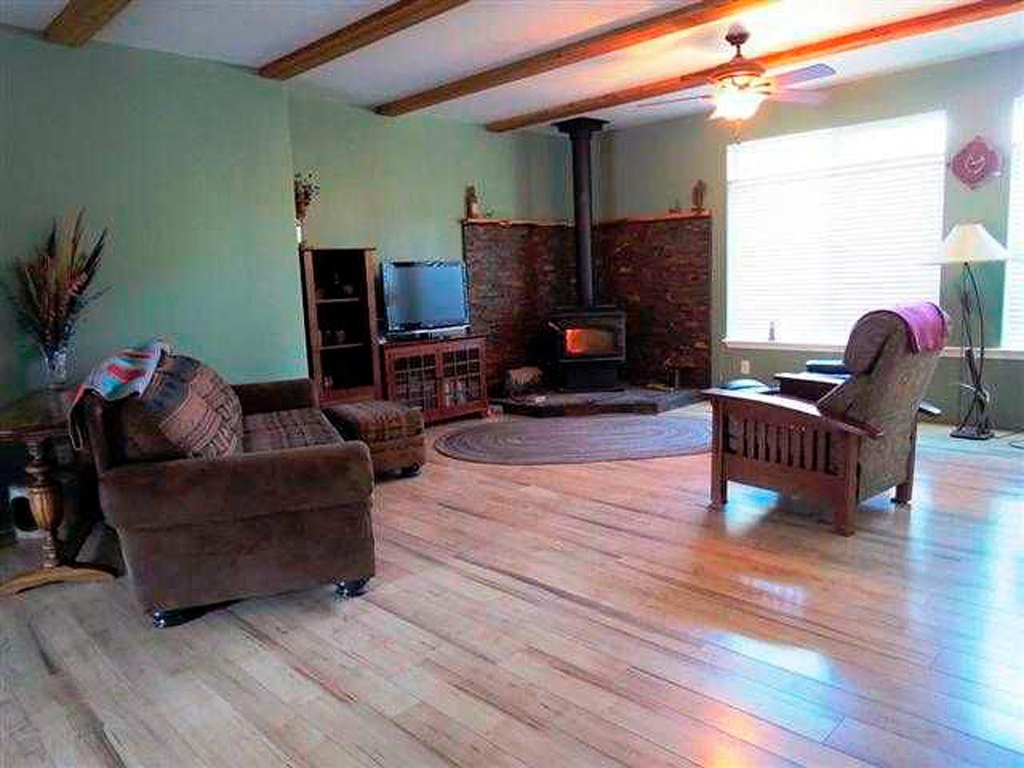 7864 Sprague River Road Chiloquin, OR 97624 - Photo 4 of 15 Additional Photo
