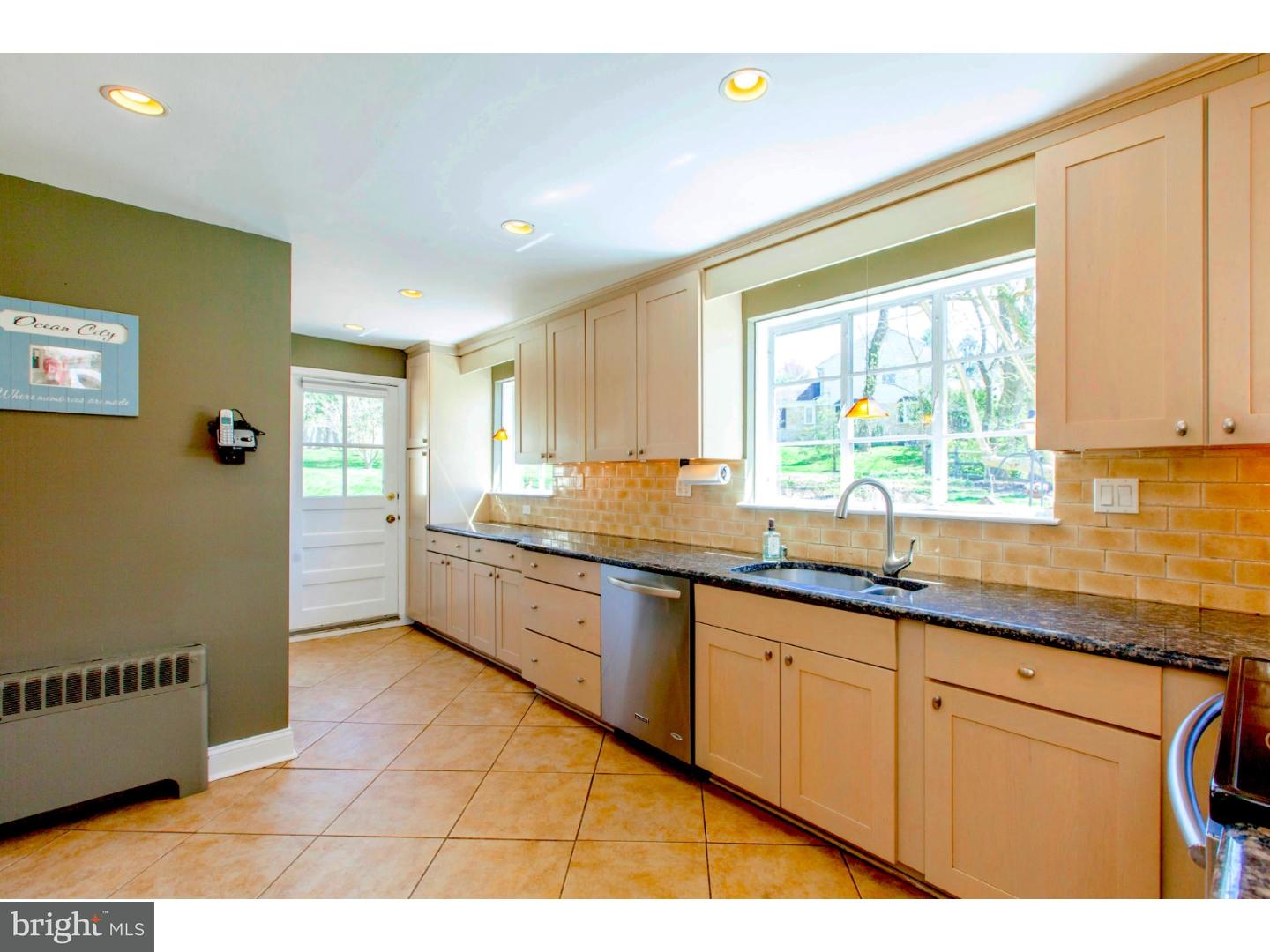 100 Pine Tree Road Wayne, PA 19087 - Photo 10 of 25 Kitchen