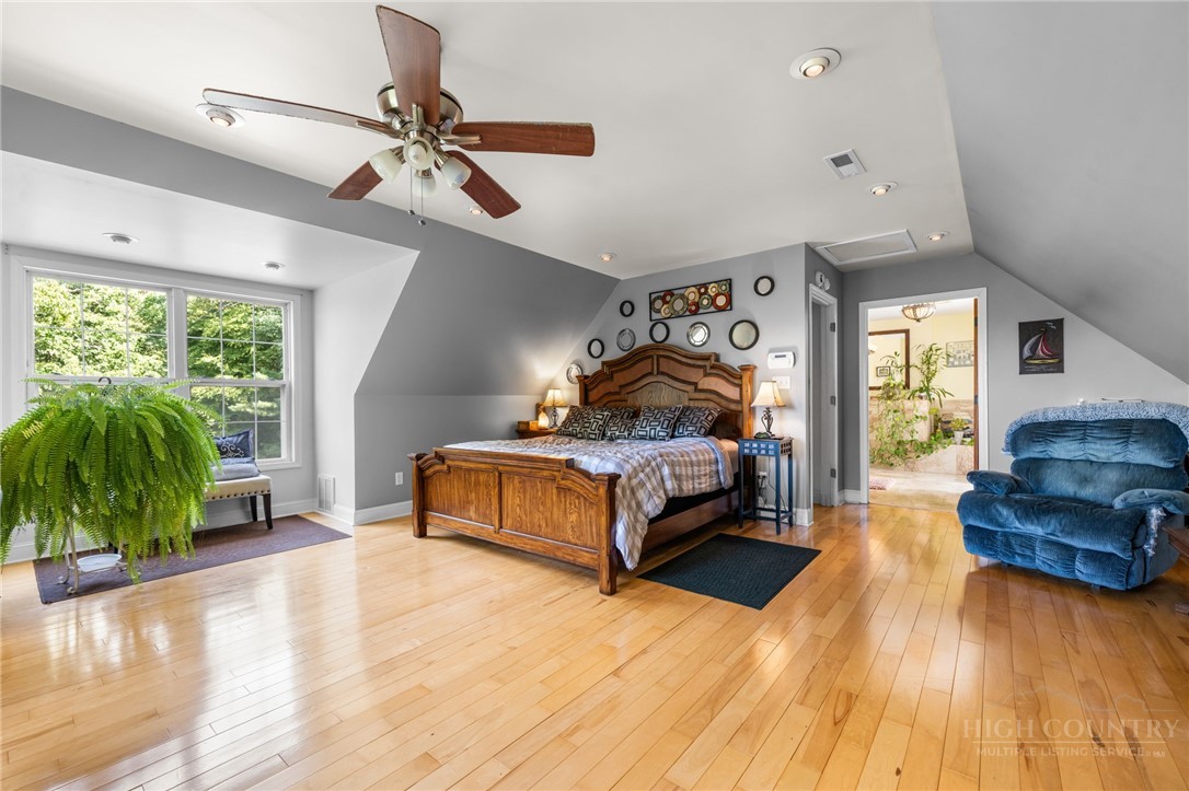 1056 Old Hampton Road Boone, NC 28607 - Photo 24 of 49 Gallery Image 24