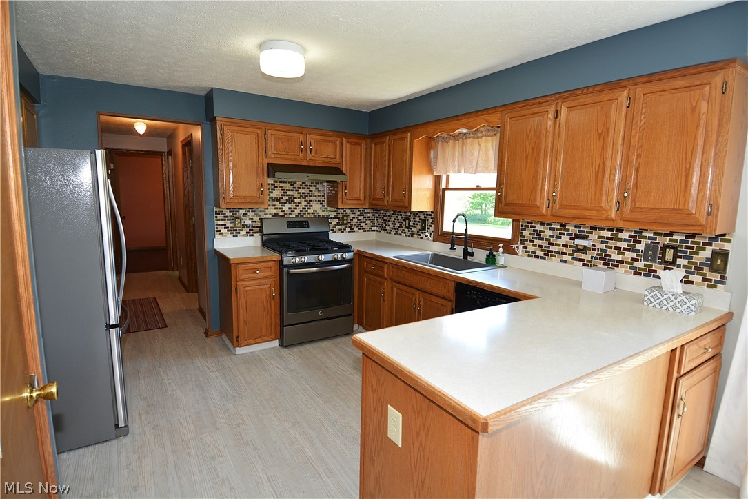 3285 Lester Road Medina, OH 44256 - Photo 24 of 50