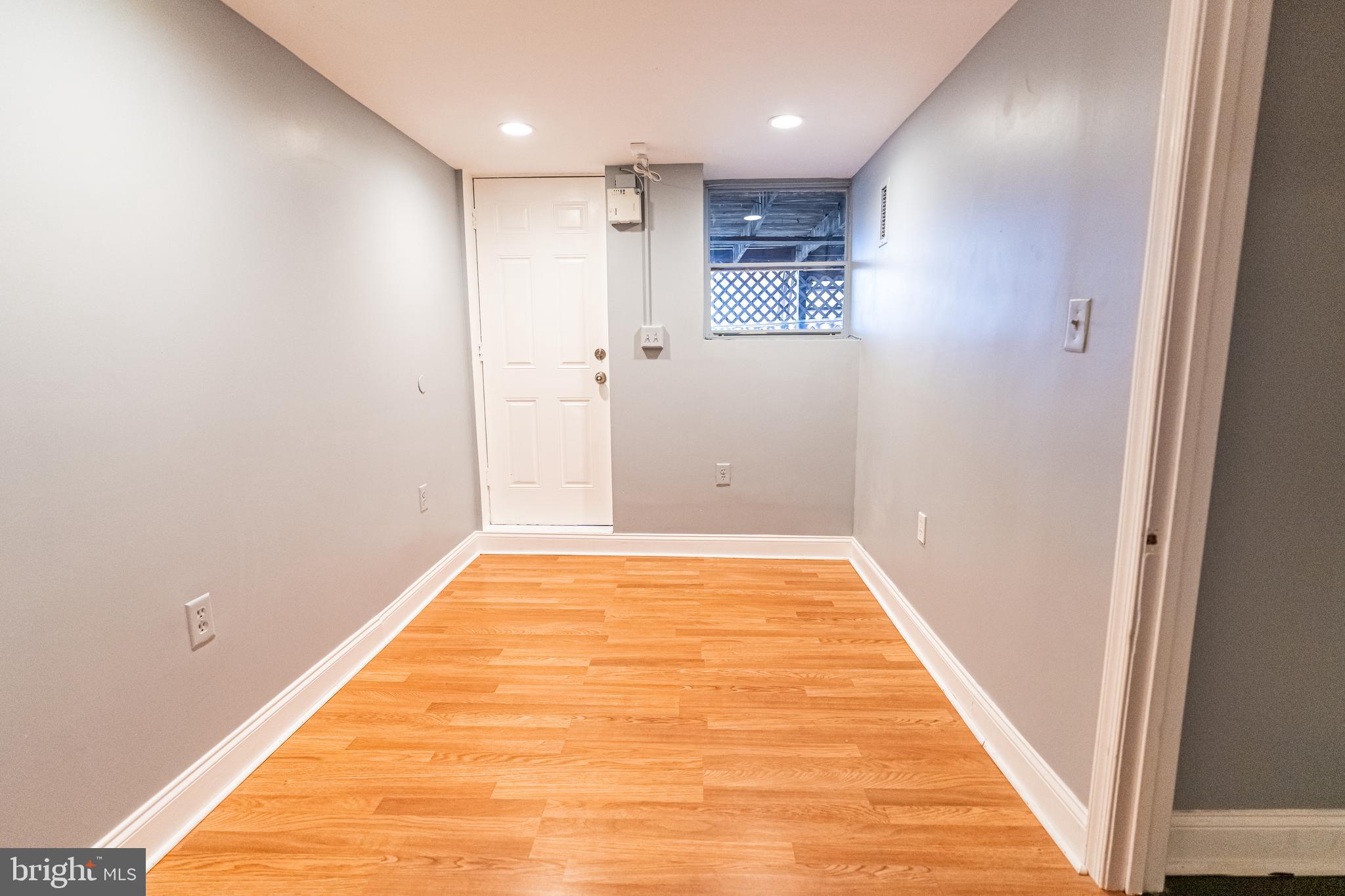 7952 Charlesmont Road Baltimore, MD 21222 - Photo 23 of 30
