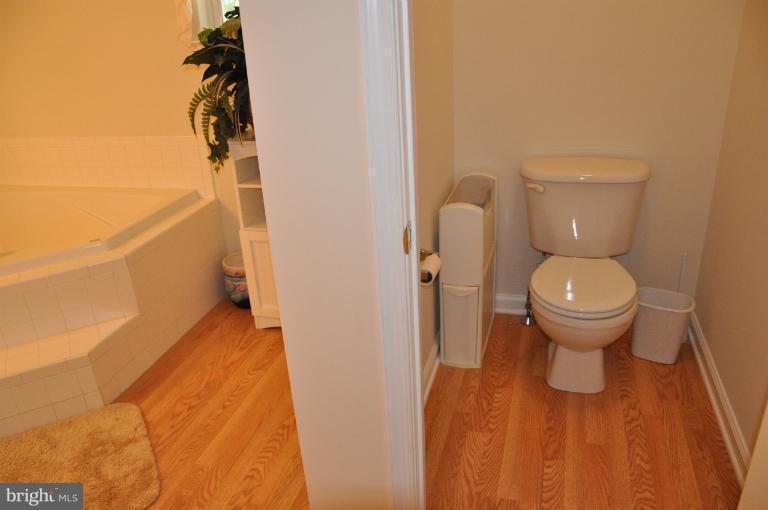 8015 Telegraph Road Severn, MD 21144 - Photo 3 of 30 Bath (Master)