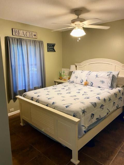9465 Affirmed Lane Boca Raton, FL 33496 - Photo 29 of 54 Second Bedroom with window