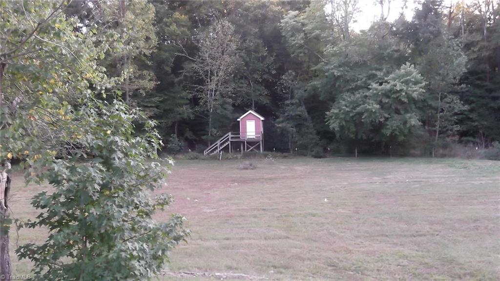 702 Yount Road Eden, NC 27288 - Photo 4 of 47 Gallery Image 4