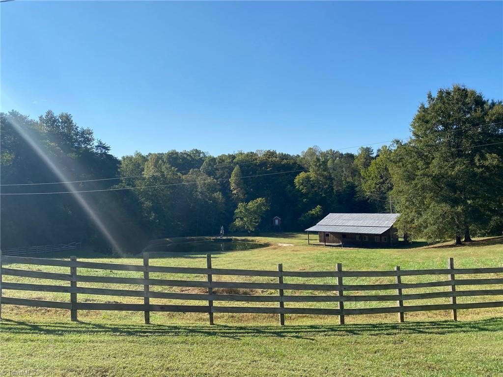 702 Yount Road Eden, NC 27288 - Photo 43 of 47 Gallery Image 43