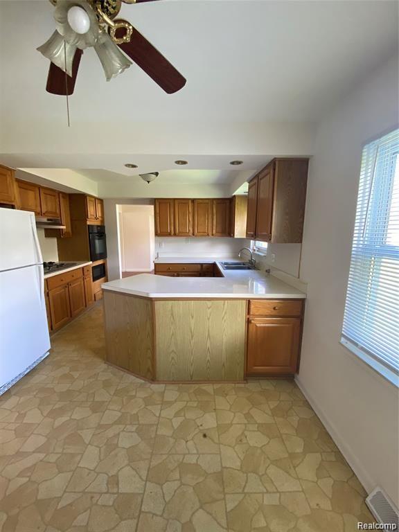 28932 Farmington Road Farmington, MI 48334 - Photo 17 of 19 Gallery Image 17