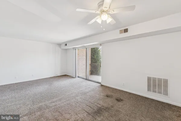 $143,500 | 12001 Old Columbia Pike, Unit 209, Silver Spring, MD 20904