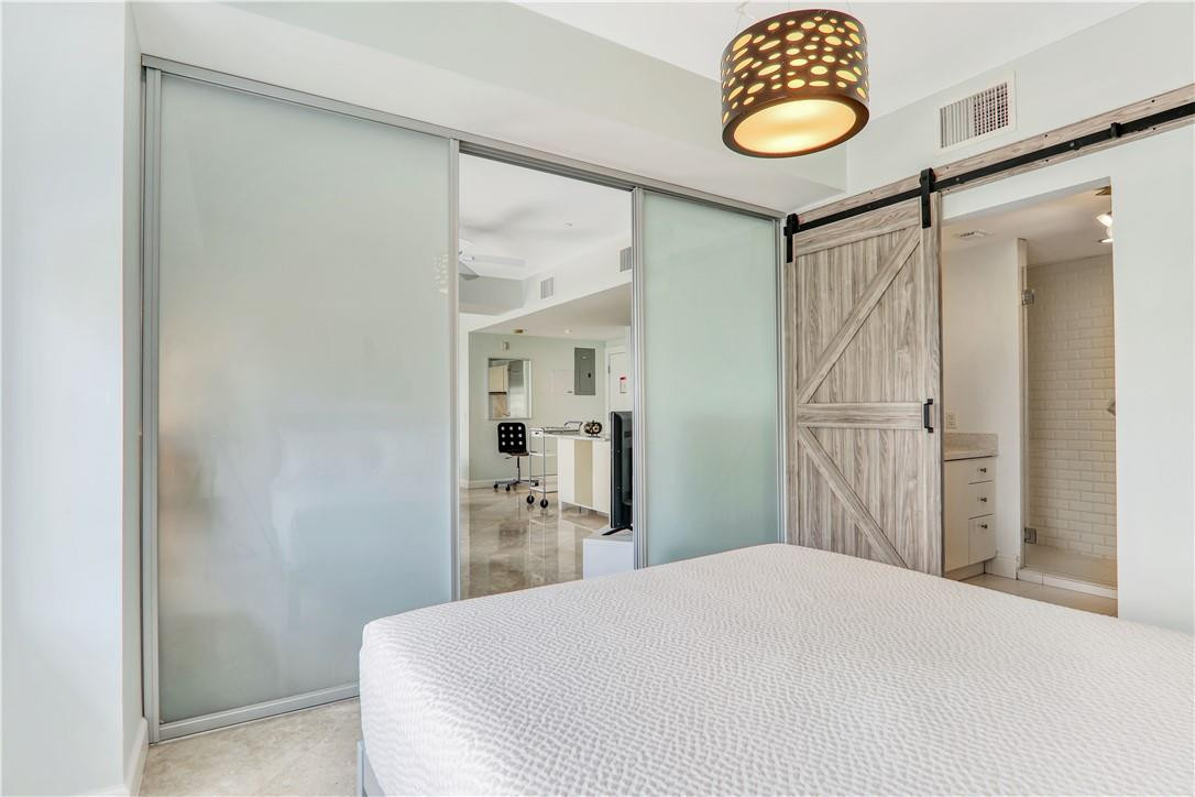 1250 Ocean Drive, Unit 3C Miami Beach, FL 33139 - Photo 16 of 27 Photo 16