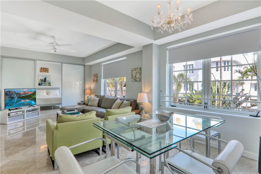 1250 Ocean Drive, Unit 3C Miami Beach, FL 33139 - Photo 4 of 27 Photo 4