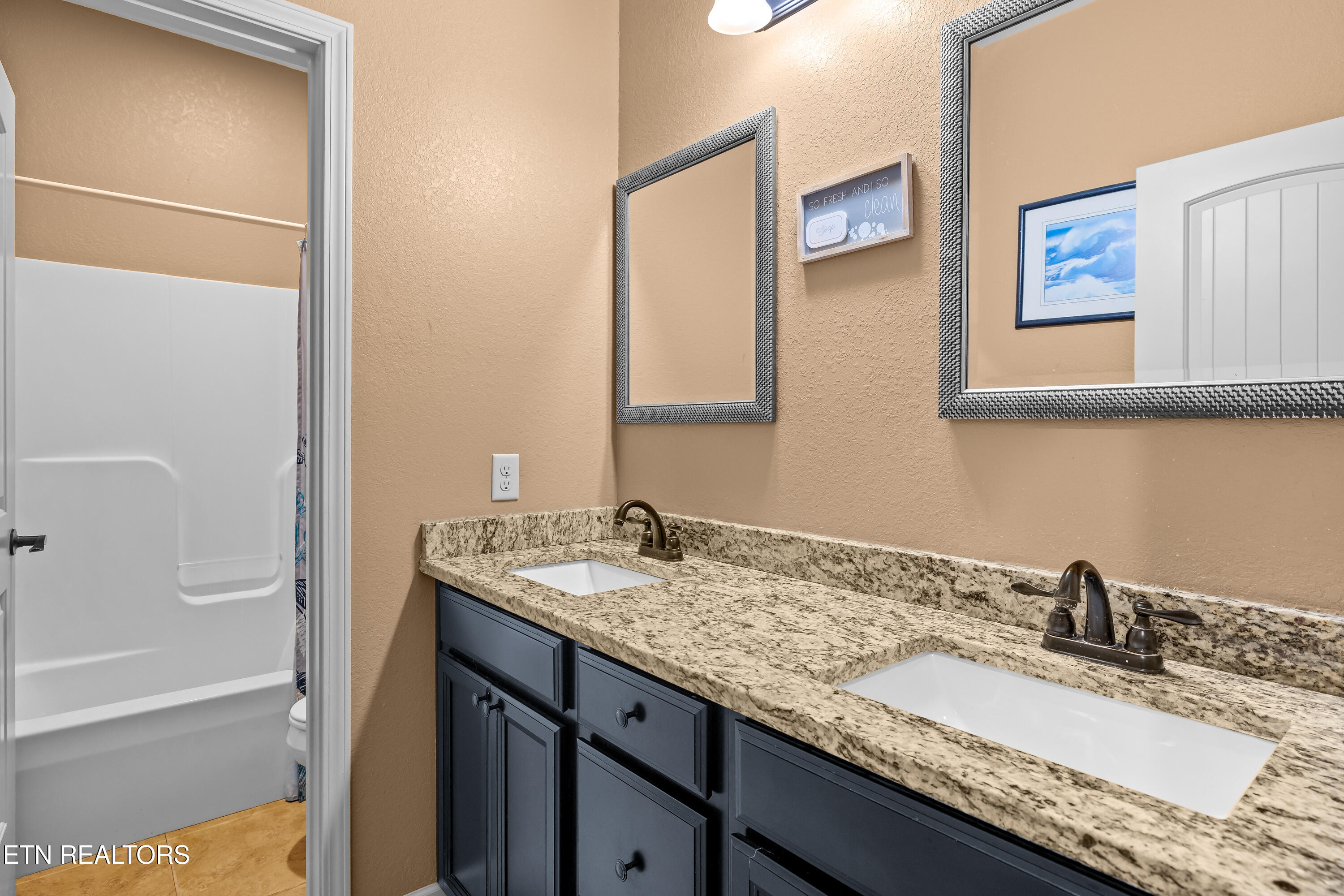 1252 Marble Hill Road Friendsville, TN 37737 - Photo 23 of 33 Hall Full BA