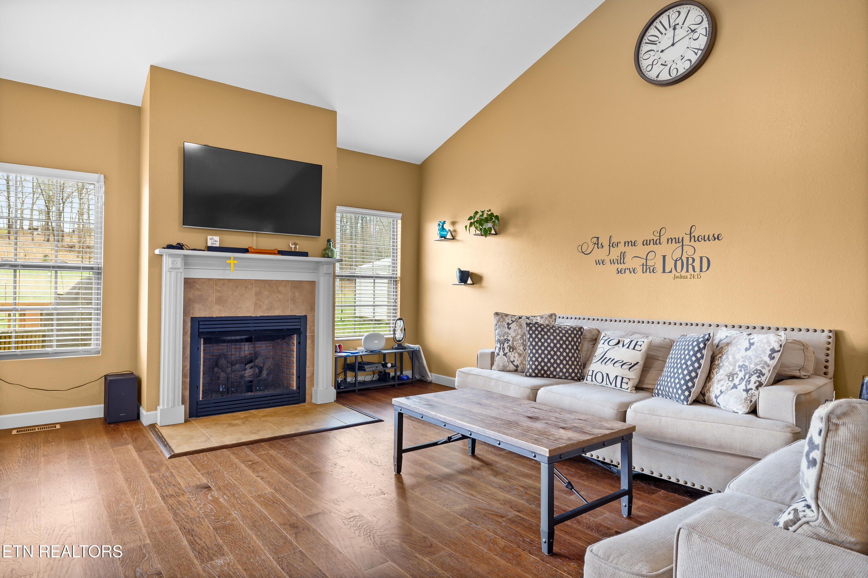 1252 Marble Hill Road Friendsville, TN 37737 - Photo 7 of 33 Wood floors and FP