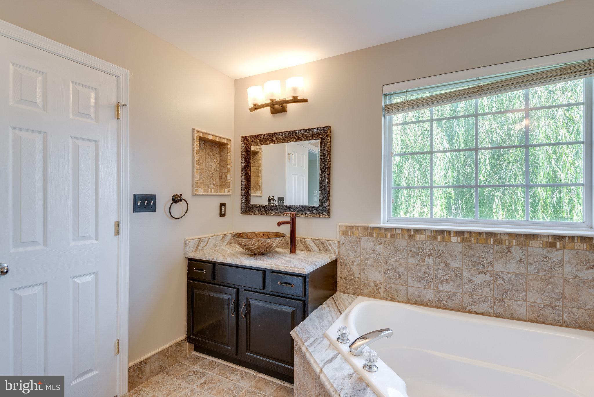 642 Springhouse Square Southeast Leesburg, VA 20175 - Photo 37 of 60 Gallery Image 37