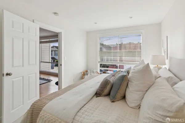 $1,195,000 | 29 Cuvier Street, San Francisco, CA 94112