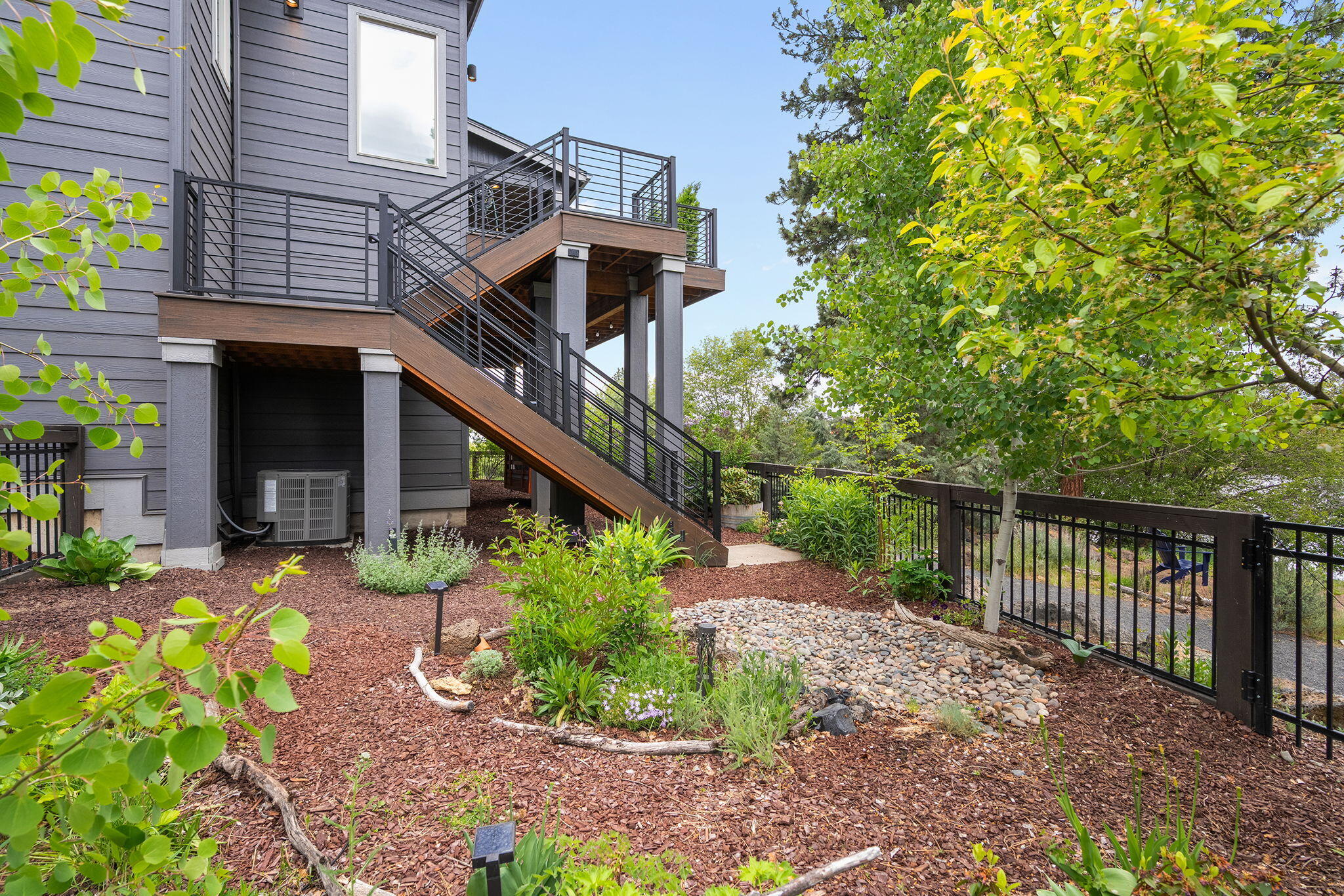 2552 Northwest Rippling River Court Bend, OR 97703 - Photo 38 of 58 37