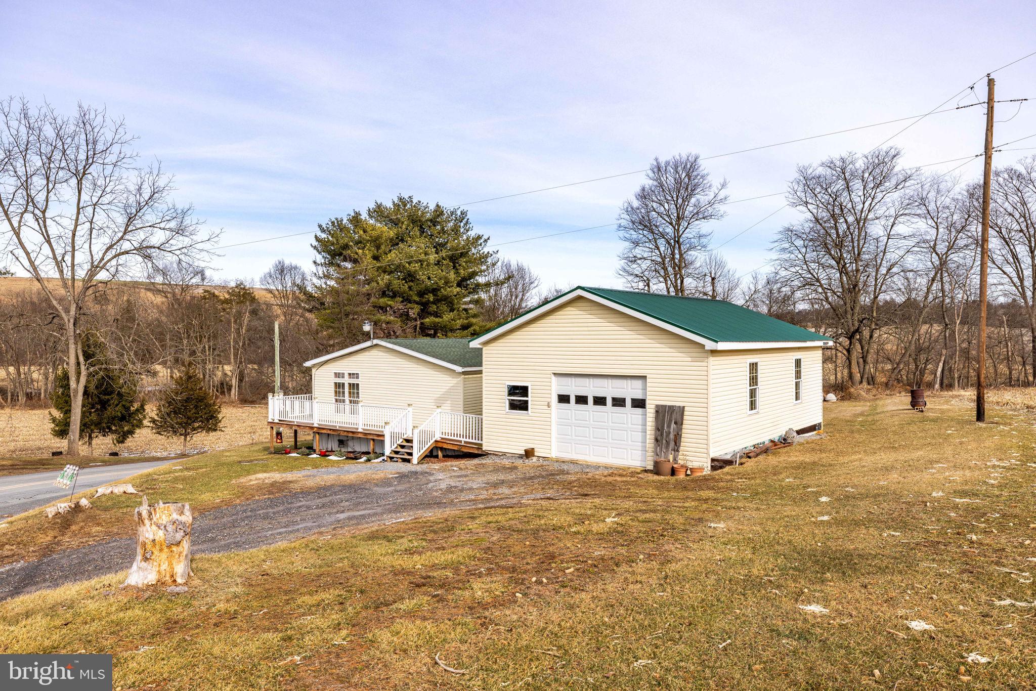 264 Vista Road Klingerstown, PA 17941 - Photo 2 of 38 768 SF