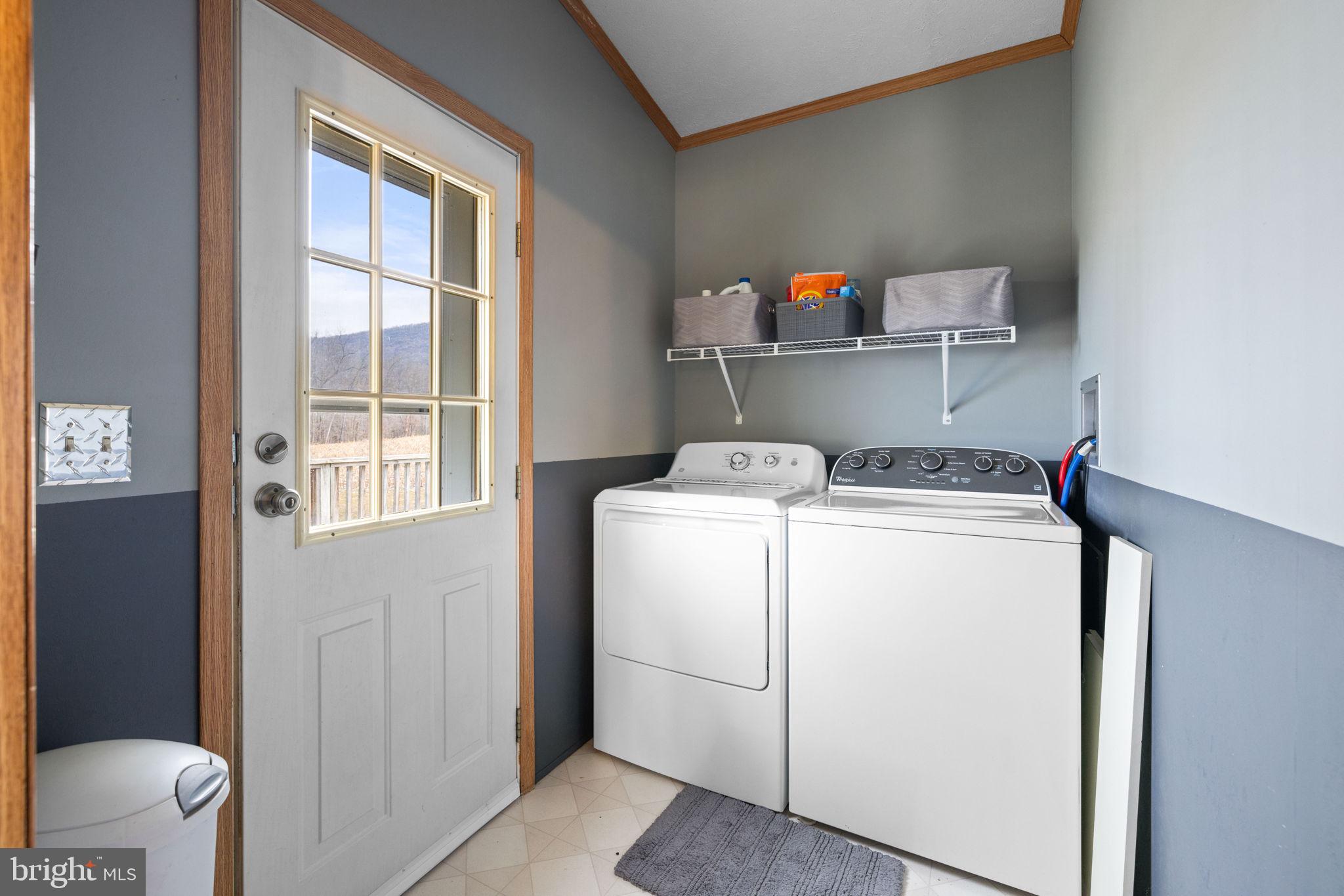 264 Vista Road Klingerstown, PA 17941 - Photo 27 of 38 Laundry Room