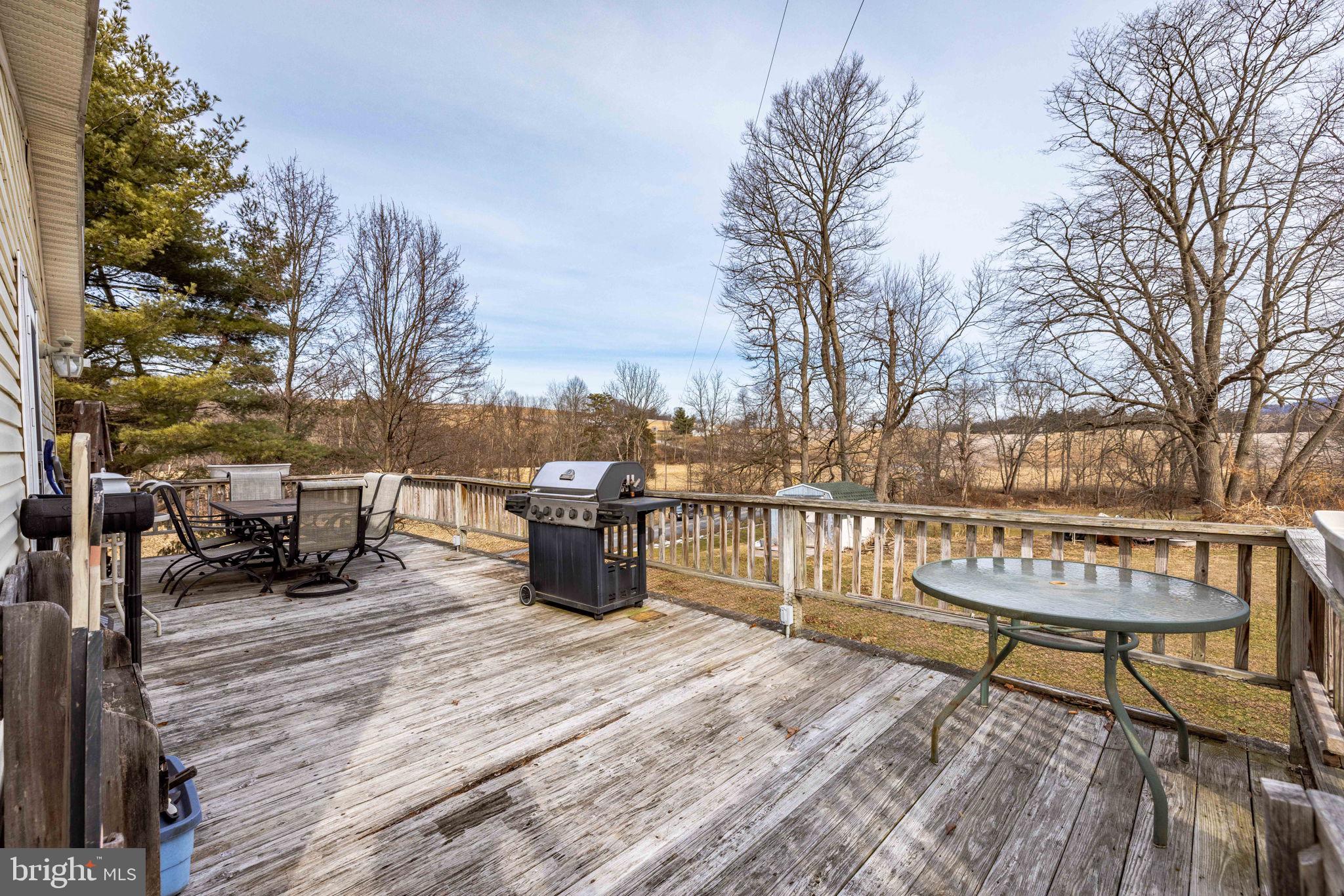 264 Vista Road Klingerstown, PA 17941 - Photo 6 of 38 Gallery Image 6
