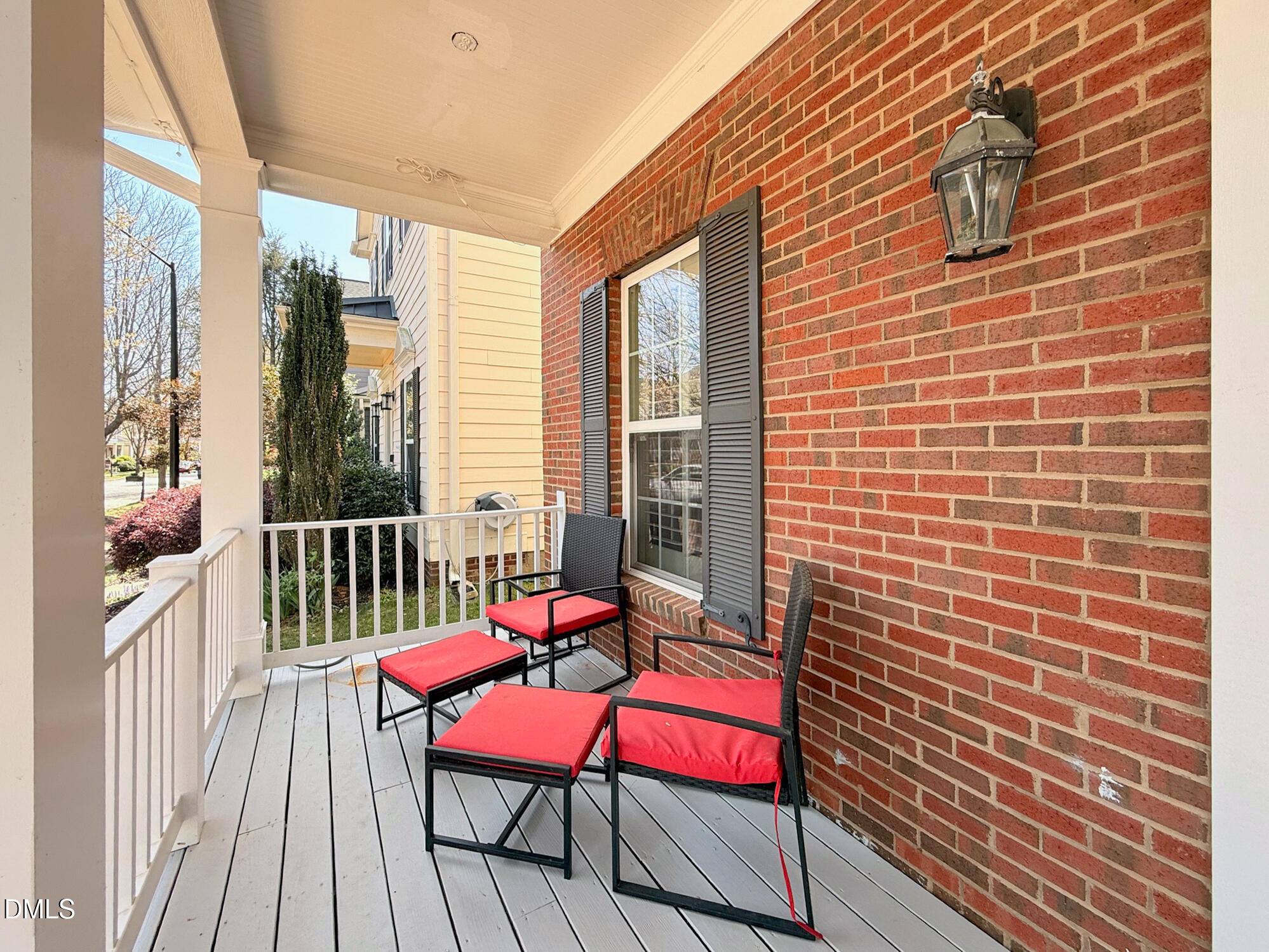 847 Historian Street Raleigh, NC 27603 - Photo 4 of 52 847 Histiorian St_www.scalaphotography.c