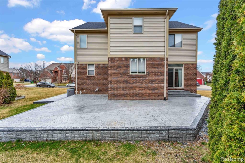 6736 Baker Utica, MI 48317 - Photo 49 of 53