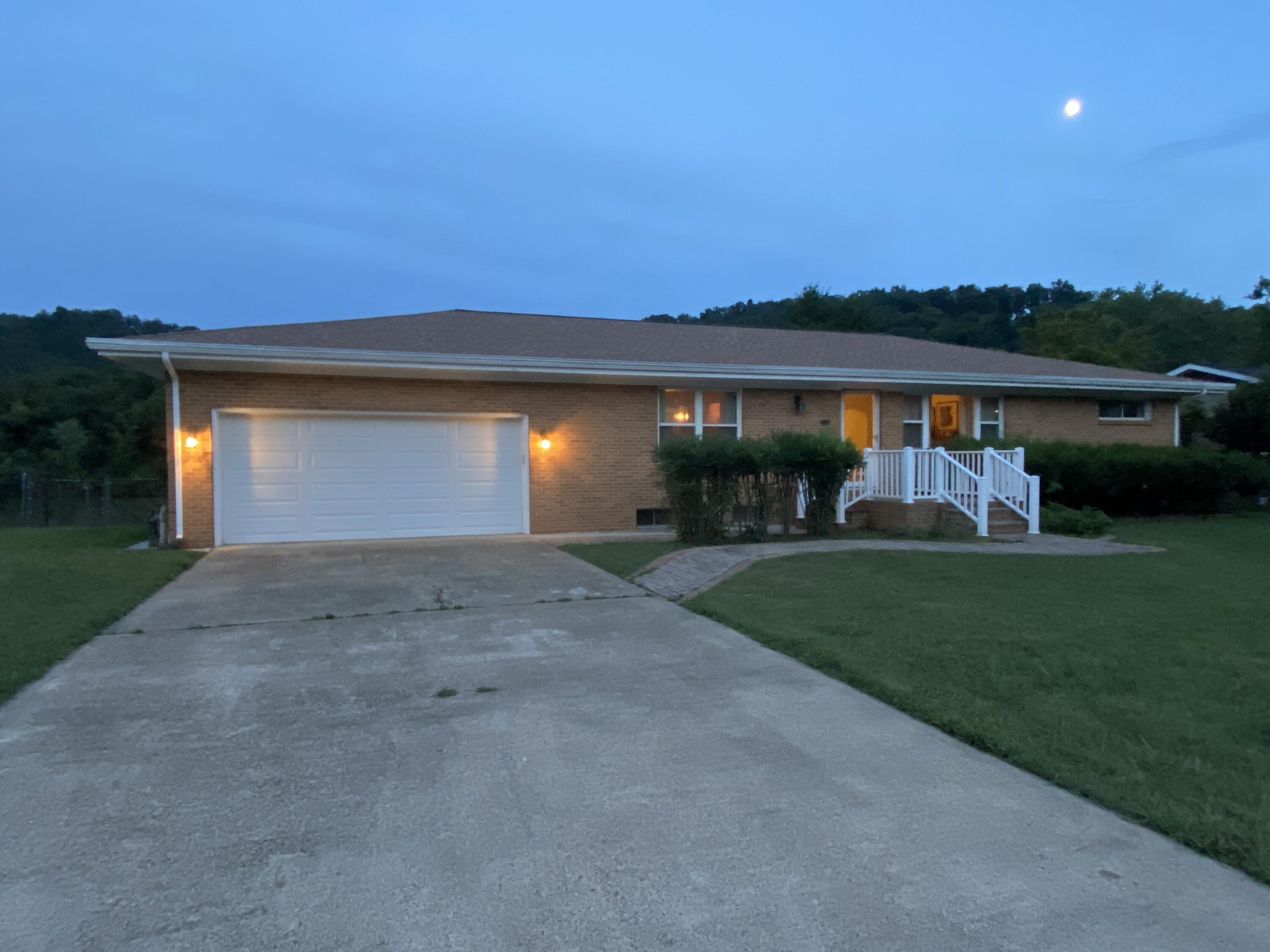 410 Riverside Drive Clinton, TN 37716 - Photo 30 of 32 IMG_2772
