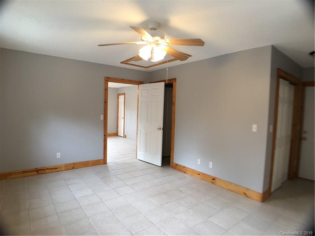 60 Fox Road Fairview, NC 28730 - Photo 29 of 35 Gallery Image 29