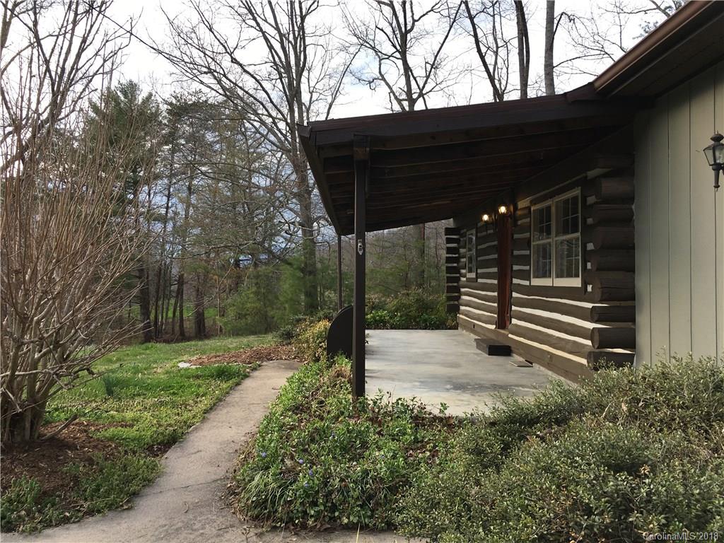 60 Fox Road Fairview, NC 28730 - Photo 6 of 35 Gallery Image 6