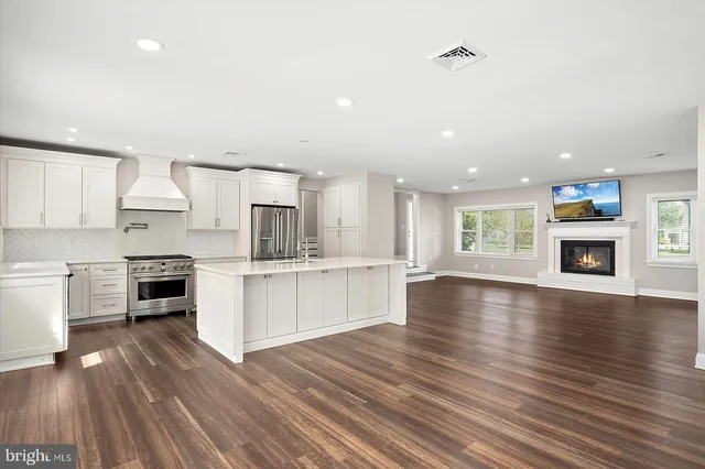 $625,000 | 1105 Riverside Drive, Salisbury, MD 21801