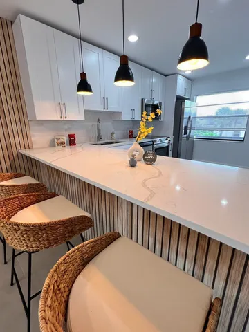 $359,000 | 7898 Eastlake Drive, Unit 7D, Boca Raton, FL 33433