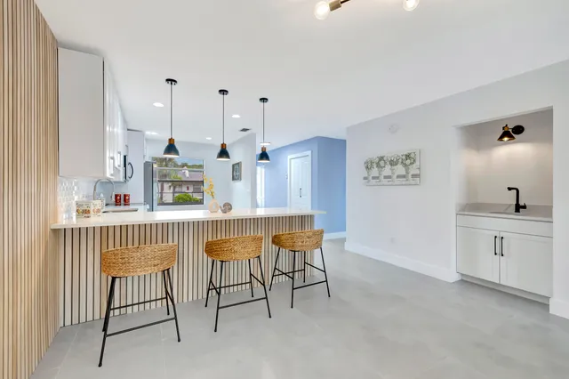 $359,000 | 7898 Eastlake Drive, Unit 7D, Boca Raton, FL 33433