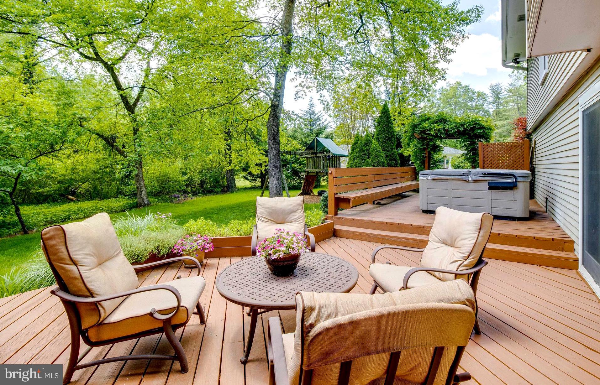 1602 Comanche Road Arnold, MD 21012 - Photo 3 of 40 Dine & Entertain in Sun & Starlight!
