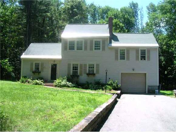 15 Middleton Road Wolfeboro, NH 03894 - Photo 1 of 9
