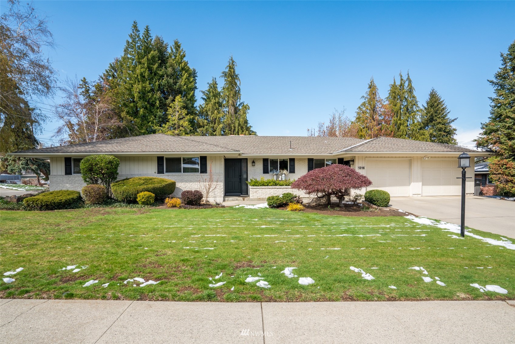 1316 First Street Wenatchee, WA 98801 - Photo 2 of 40 Gallery Image 2