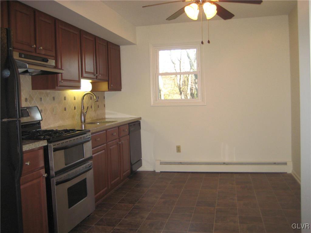 774 Ebert Road Coopersburg, PA 18036 - Photo 6 of 35 Gallery Image 6