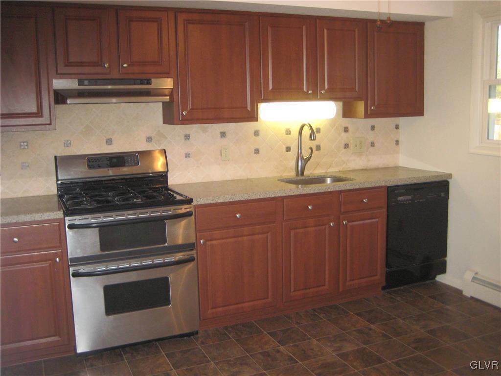 774 Ebert Road Coopersburg, PA 18036 - Photo 7 of 35 Gallery Image 7
