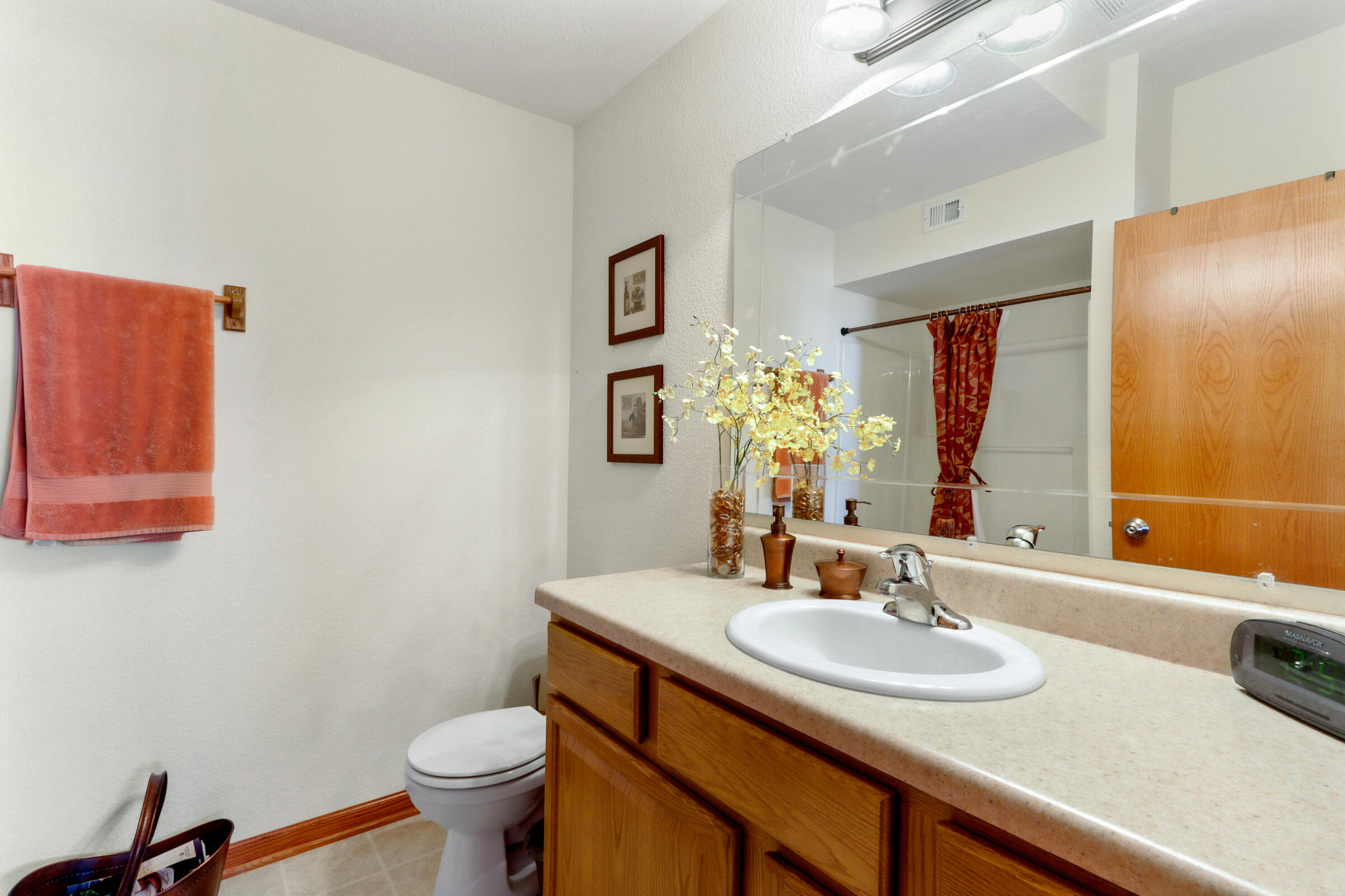 434 Betzer Road, Unit H Delavan, WI 53115 - Photo 22 of 28 IMG_3874