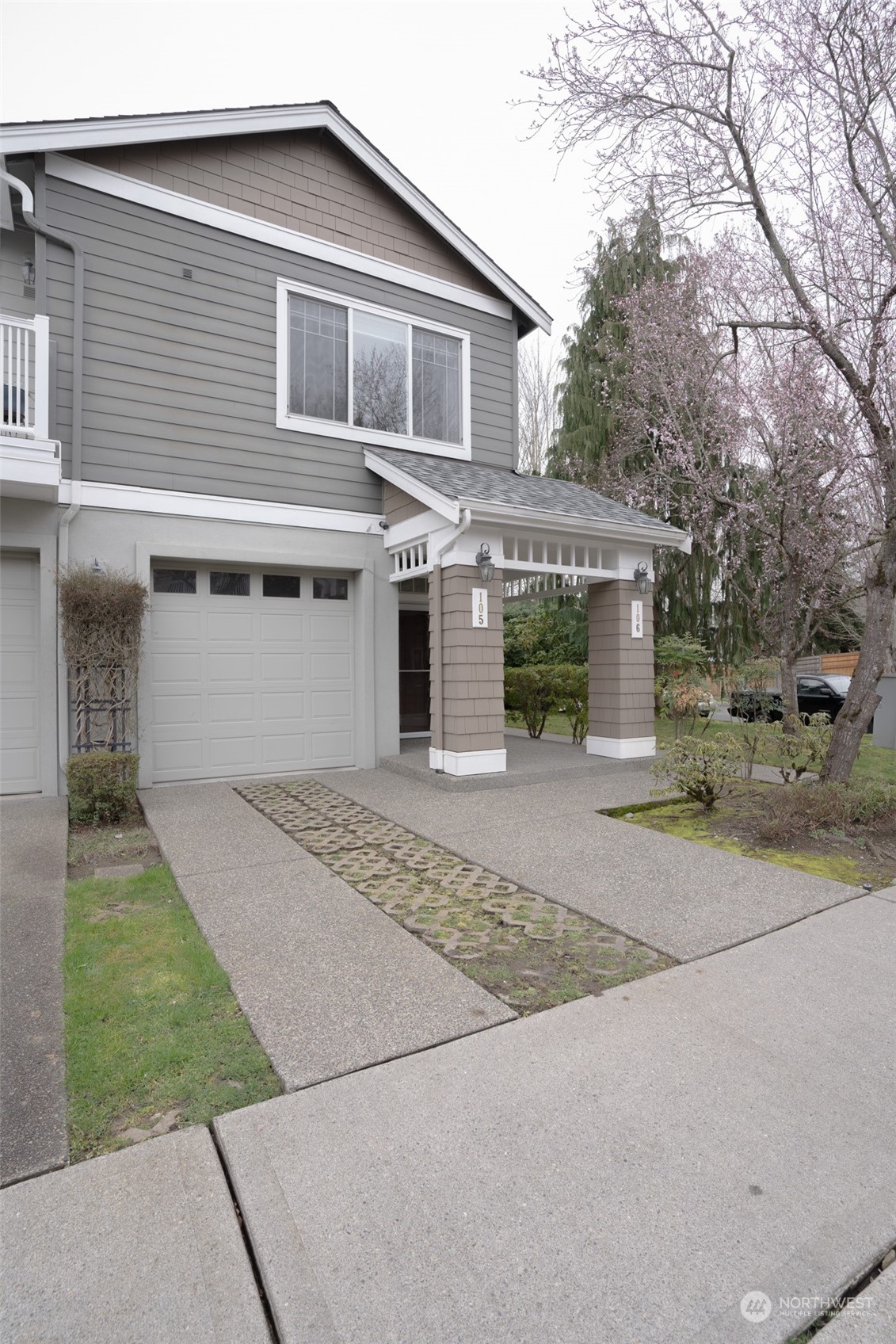 561 Anacortes Court Northeast, Unit 105 Renton, WA 98059 - Photo 2 of 33 Gallery Image 2